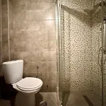 Lovely 1-bedroom With 2-patios And Parking Подгориця