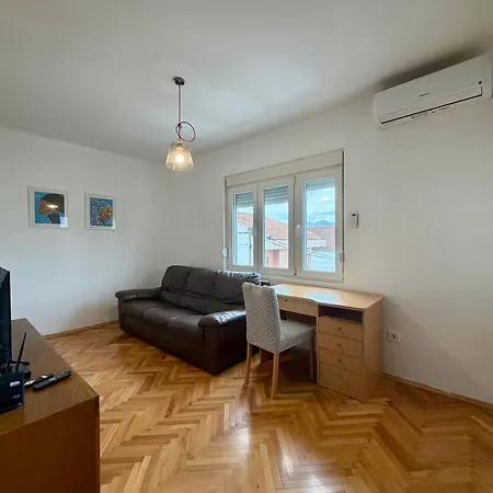 Lovely 1-bedroom With 2-patios And Parking * Podgorica